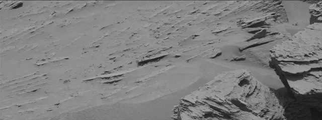 Sol 3689: Mast Camera (Mastcam)