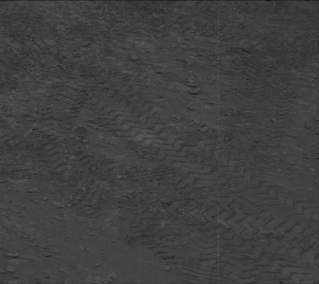 Sol 3689: Mast Camera (Mastcam)