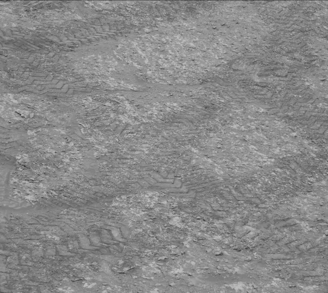 Sol 3689: Mast Camera (Mastcam)