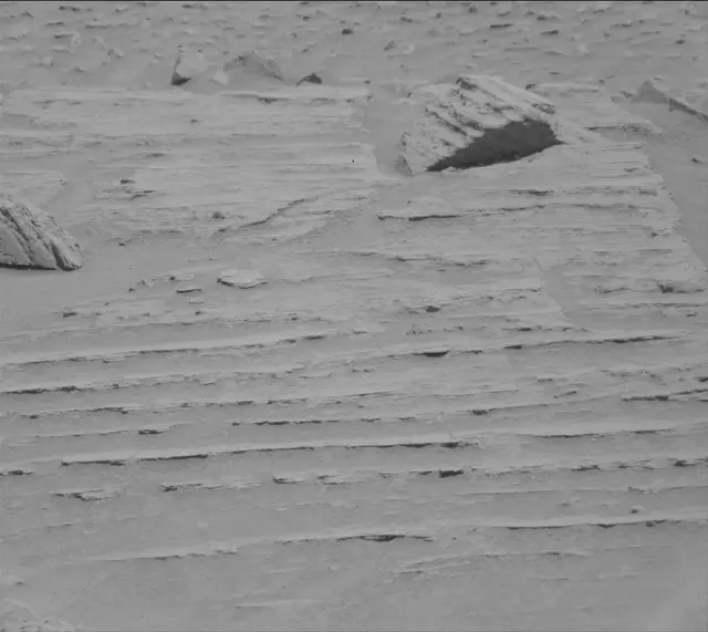 Sol 3689: Mast Camera (Mastcam)