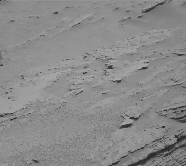 Sol 3689: Mast Camera (Mastcam)