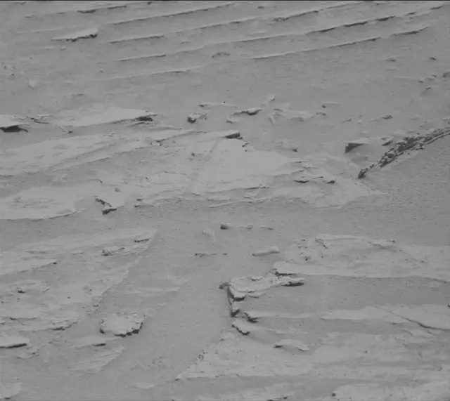Sol 3689: Mast Camera (Mastcam)