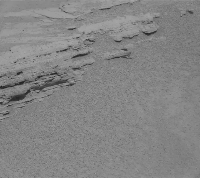 Sol 3689: Mast Camera (Mastcam)