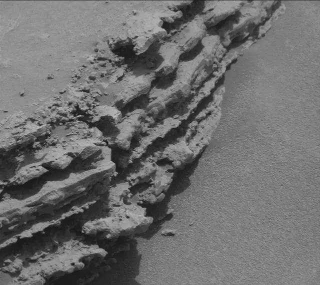 Sol 3689: Mast Camera (Mastcam)