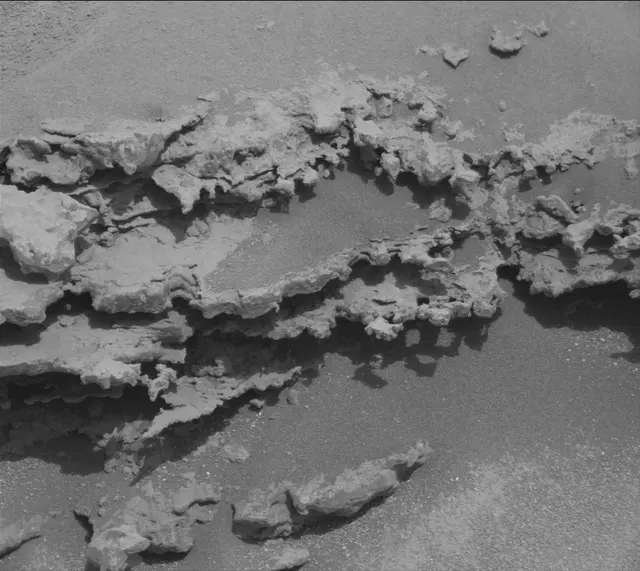 Sol 3689: Mast Camera (Mastcam)