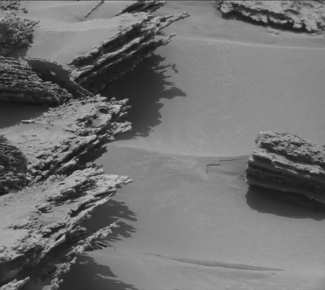 Sol 3689: Mast Camera (Mastcam)