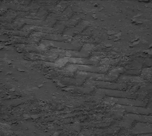 Sol 3689: Mast Camera (Mastcam)