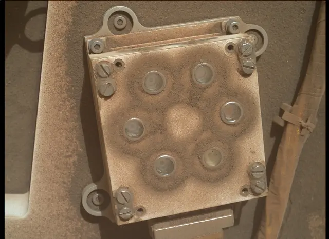 Sol 3689: Mars Hand Lens Imager (MAHLI)