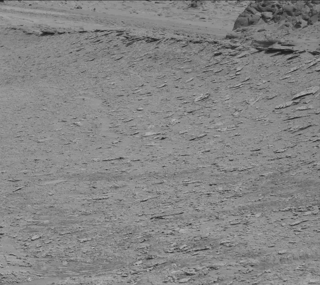 Sol 3690: Mast Camera (Mastcam)