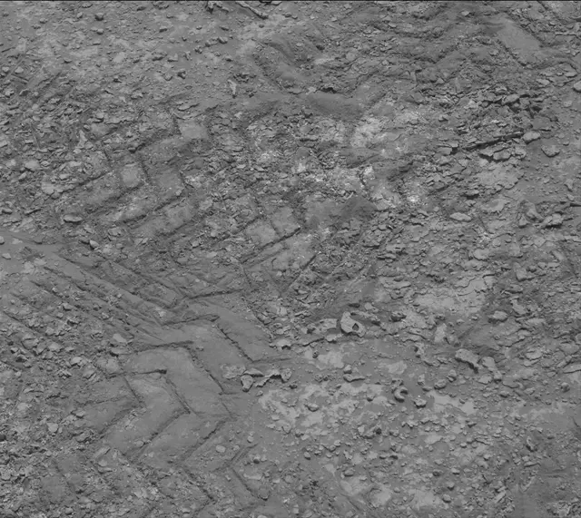 Sol 3690: Mast Camera (Mastcam)