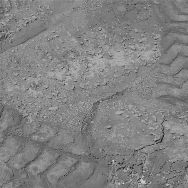 Sol 3690: Mast Camera (Mastcam)