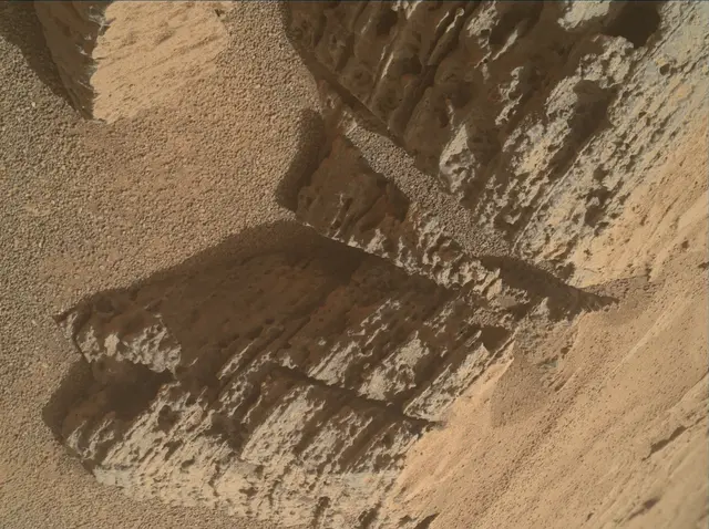Sol 3690: Mars Hand Lens Imager (MAHLI)