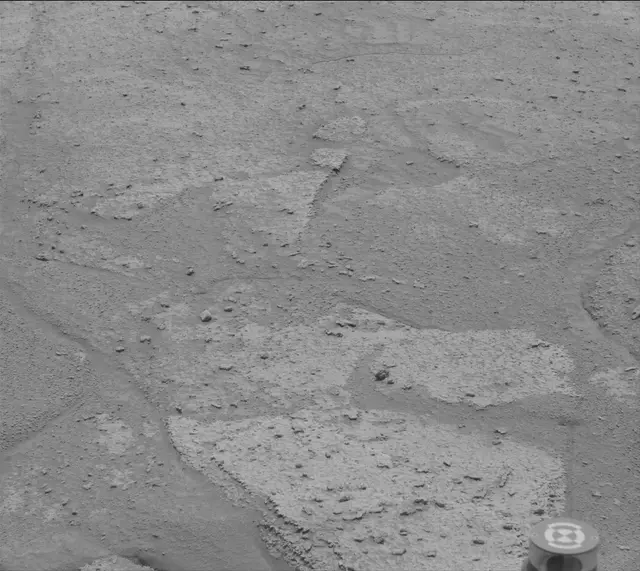 Sol 3699: Mast Camera (Mastcam)