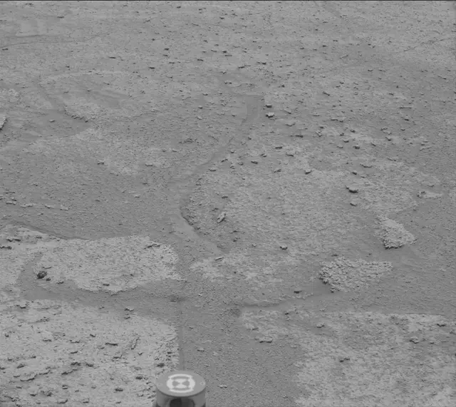 Sol 3699: Mast Camera (Mastcam)