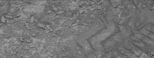 Sol 3699: Mast Camera (Mastcam)