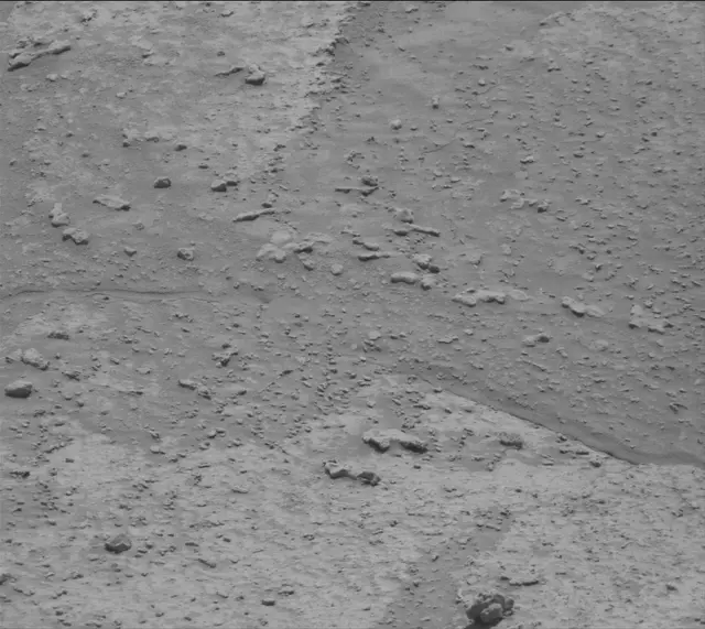 Sol 3699: Mast Camera (Mastcam)