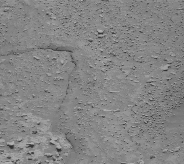 Sol 3699: Mast Camera (Mastcam)