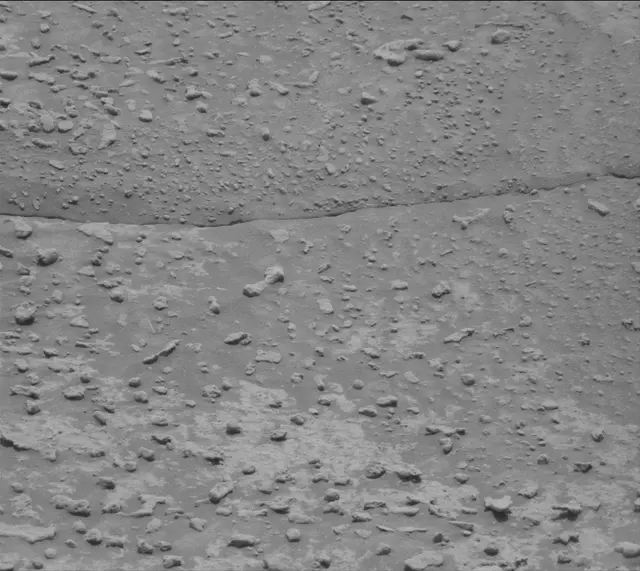 Sol 3699: Mast Camera (Mastcam)
