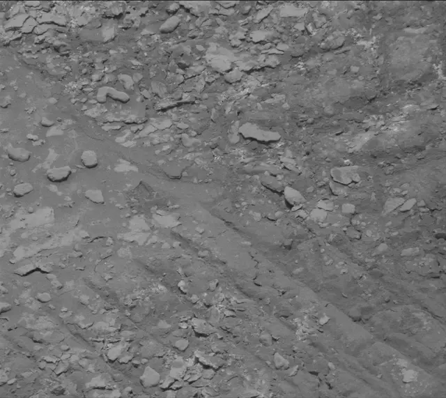 Sol 3699: Mast Camera (Mastcam)