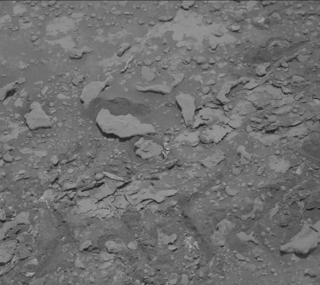 Sol 3699: Mast Camera (Mastcam)