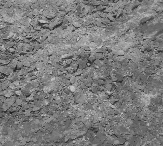Sol 3699: Mast Camera (Mastcam)