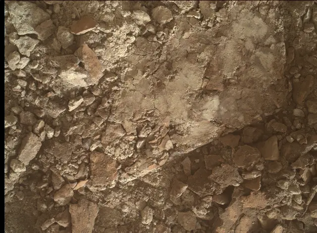Sol 3699: Mars Hand Lens Imager (MAHLI)