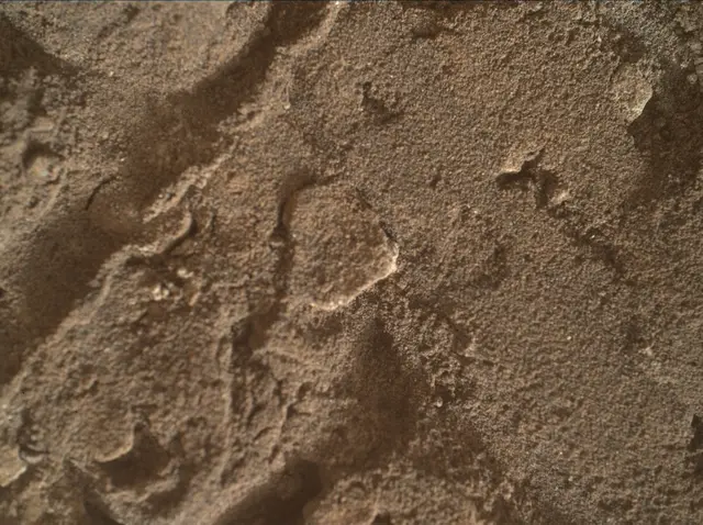 Sol 3699: Mars Hand Lens Imager (MAHLI)
