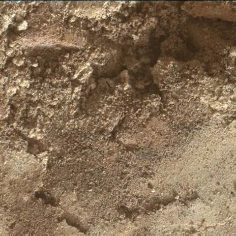 Sol 3699: Mars Hand Lens Imager (MAHLI)