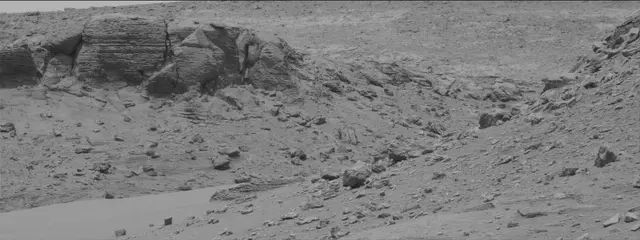 Sol 3702: Mast Camera (Mastcam)