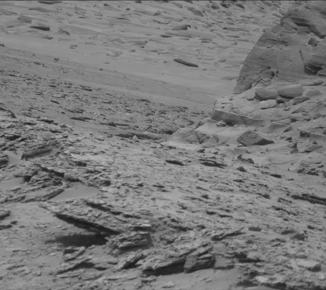 Sol 3702: Mast Camera (Mastcam)