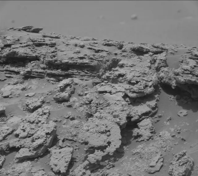 Sol 3702: Mast Camera (Mastcam)