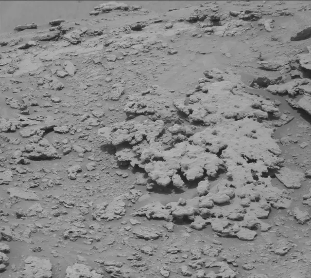 Sol 3702: Mast Camera (Mastcam)