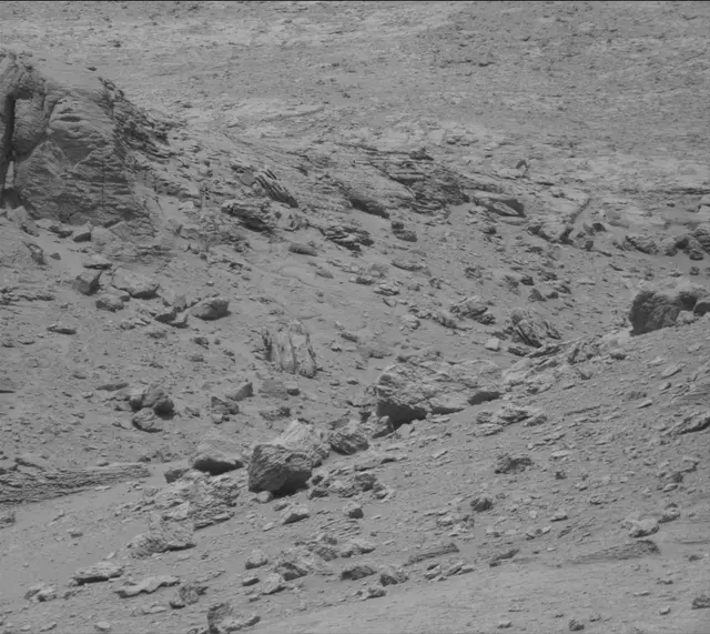 Sol 3702: Mast Camera (Mastcam)