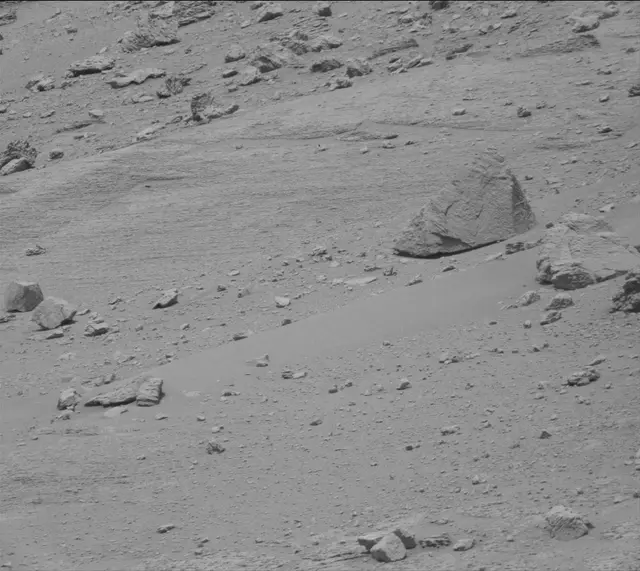 Sol 3702: Mast Camera (Mastcam)