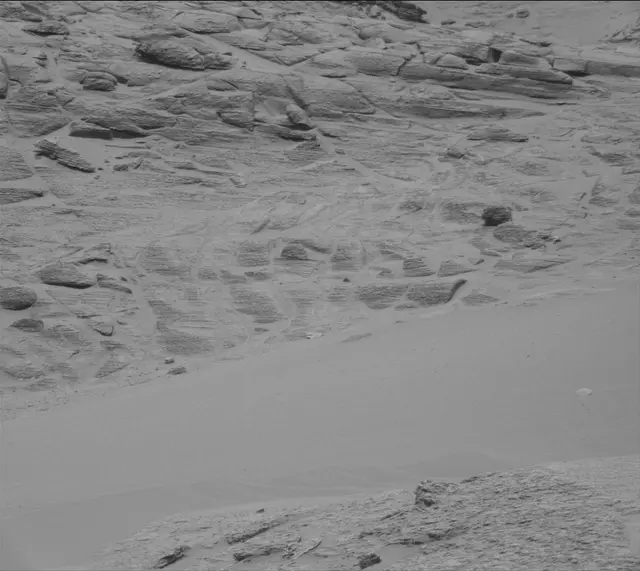 Sol 3702: Mast Camera (Mastcam)