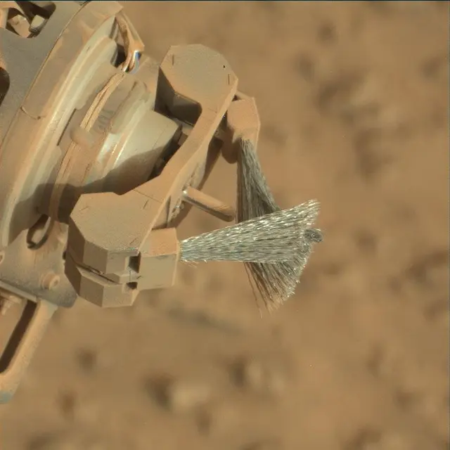 Sol 3702: Mast Camera (Mastcam)