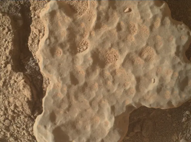 Sol 3702: Mars Hand Lens Imager (MAHLI)