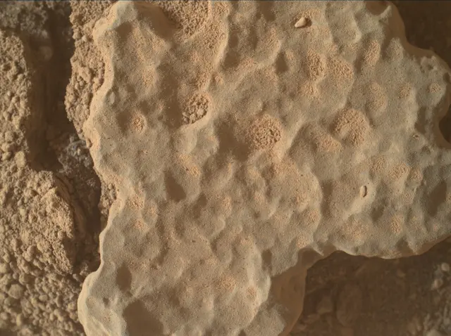 Sol 3702: Mars Hand Lens Imager (MAHLI)