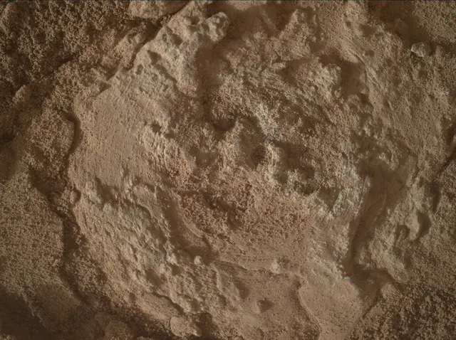 Sol 3702: Mars Hand Lens Imager (MAHLI)