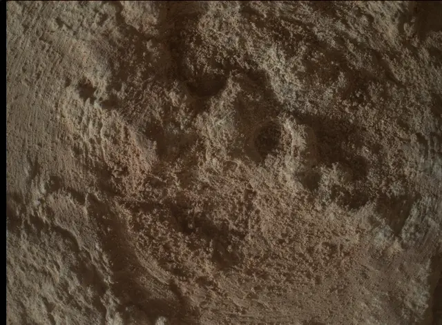 Sol 3702: Mars Hand Lens Imager (MAHLI)