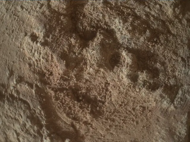 Sol 3702: Mars Hand Lens Imager (MAHLI)