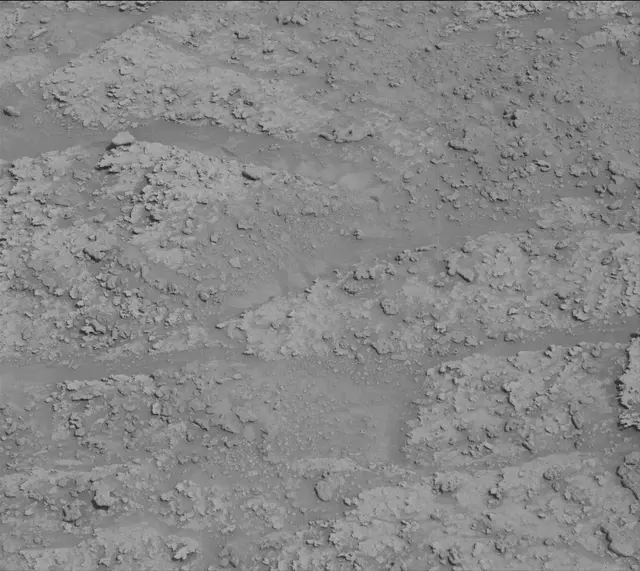 Sol 3703: Mast Camera (Mastcam)