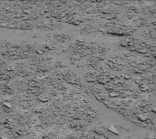 Sol 3703: Mast Camera (Mastcam)
