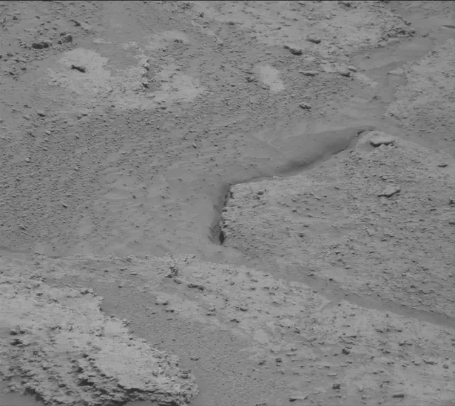 Sol 3703: Mast Camera (Mastcam)