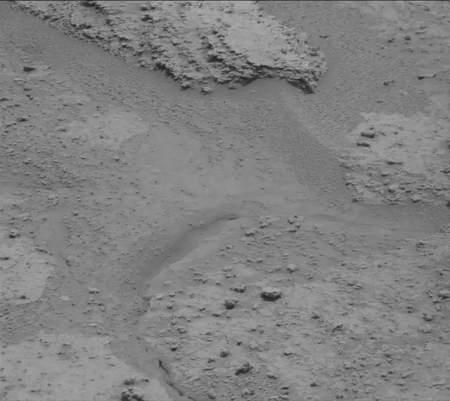 Sol 3703: Mast Camera (Mastcam)