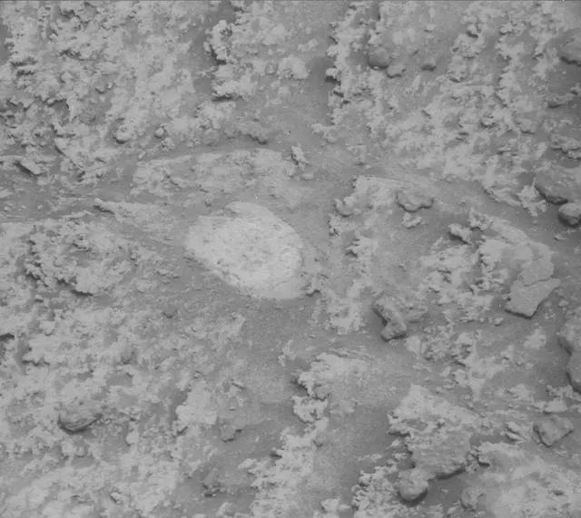 Sol 3703: Mast Camera (Mastcam)