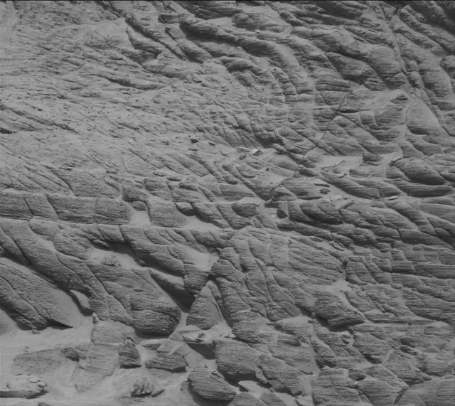 Sol 3705: Mast Camera (Mastcam)