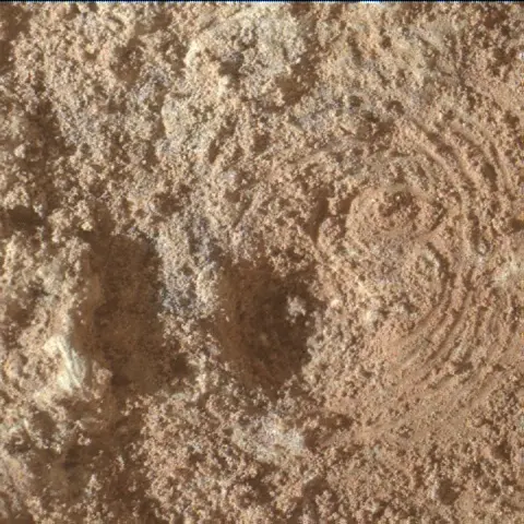 Sol 3705: Mars Hand Lens Imager (MAHLI)