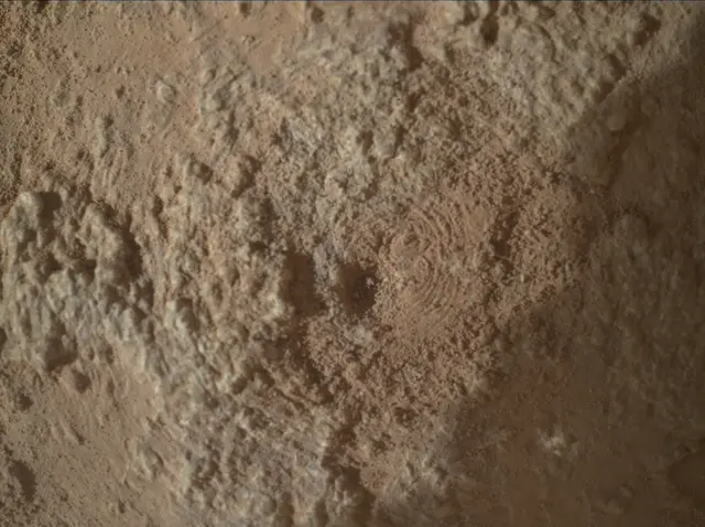 Sol 3705: Mars Hand Lens Imager (MAHLI)