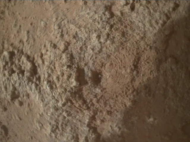 Sol 3705: Mars Hand Lens Imager (MAHLI)
